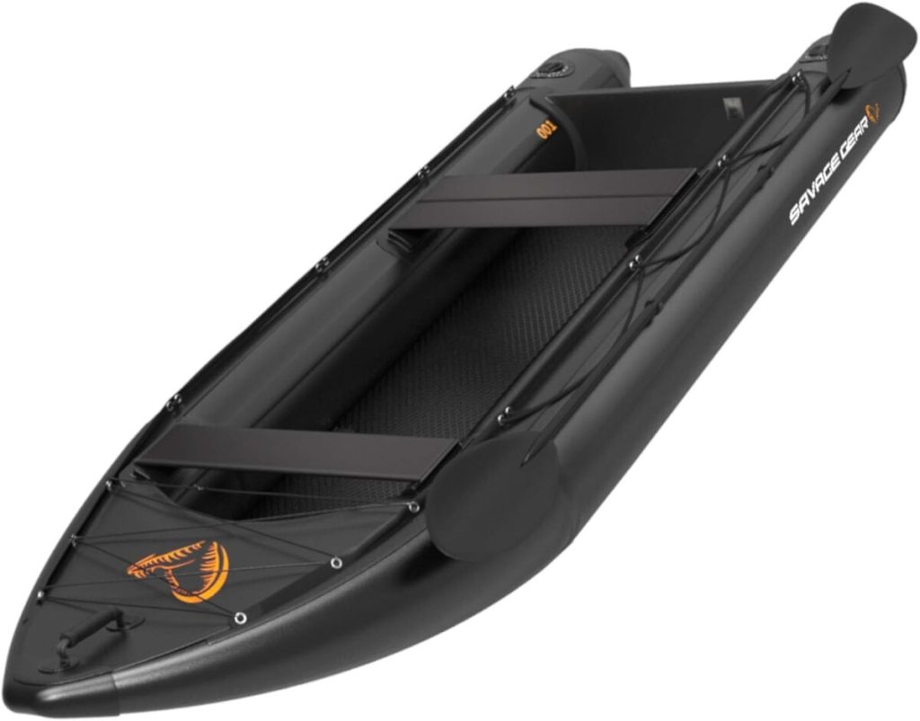 Test du kayak Savage Gear E-rider : performance et stabilité