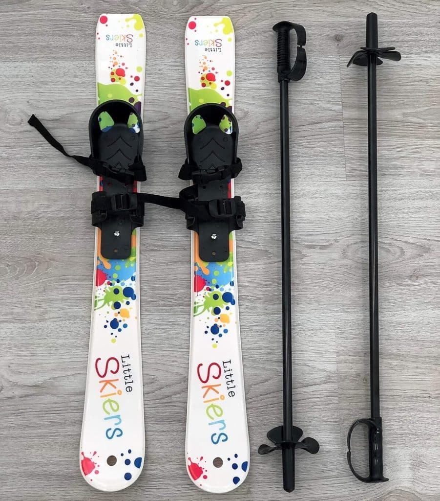 Test des skis et bâtons Little Skiers pour débutants