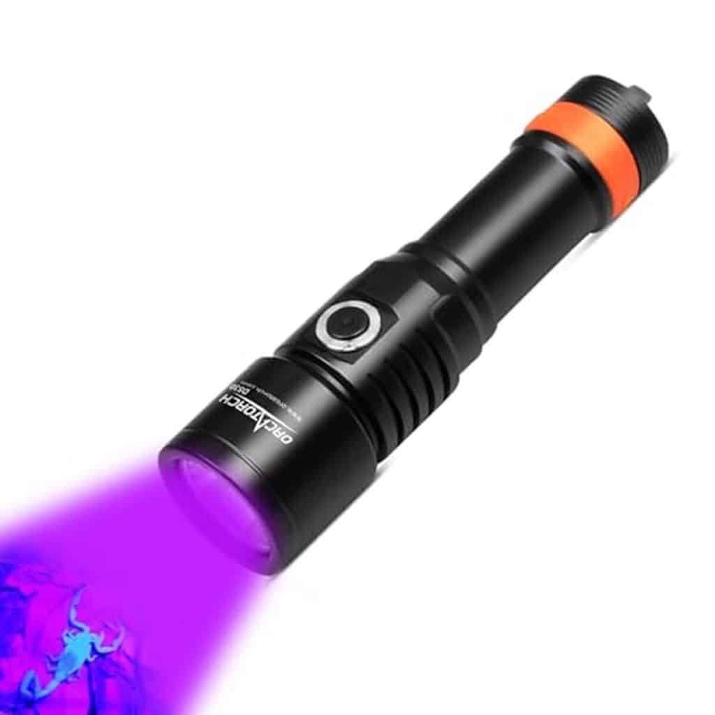 Test : lampe de plongée Orcatorch D530 UV 395 nm et étanche IP68