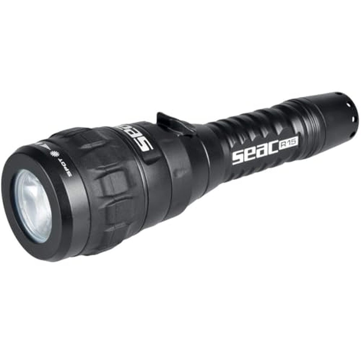 Test : lampe torche SEAC R15 étanche 900 lumens