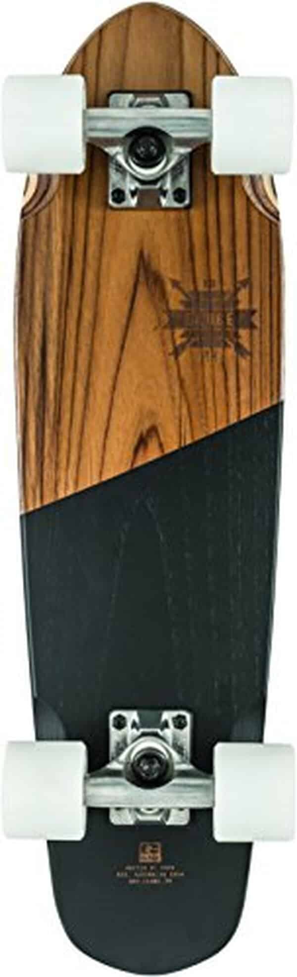 Découvrez l'analyse détaillée du skateboard Globe Blazer 26