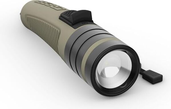 Découvrez comment la torche sous-marine Cressi Hunt Torch 1600 transforme vos plongées grâce à sa performance et son éclairage exceptionnel en profondeur.