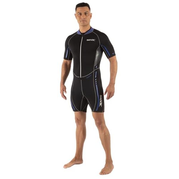 Découvrez notre test détaillé de la combinaison courte néoprène 2, 5 mm sEAC Trendy Man : qualité, confort et performance pour la plongée et les sports aquatiques. 