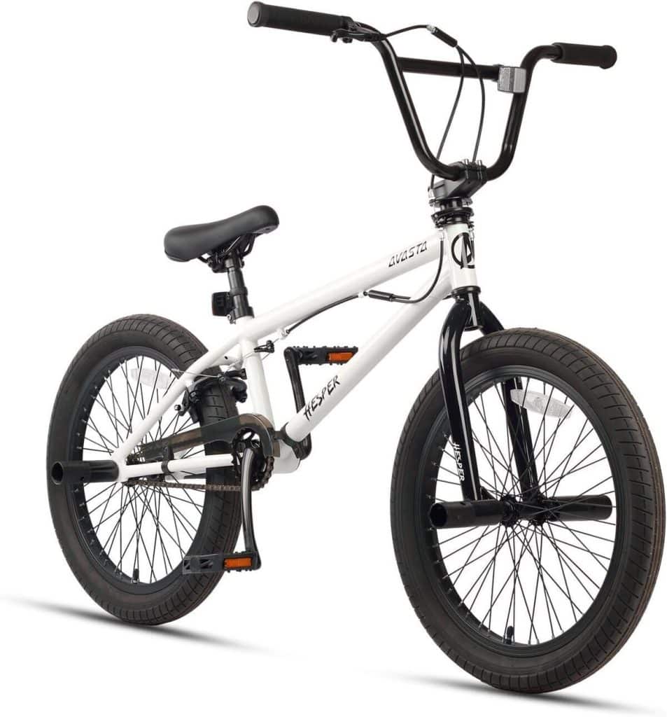 Test du vélo BMX freestyle Avasta hesper 20 pouces blanc pour garçons